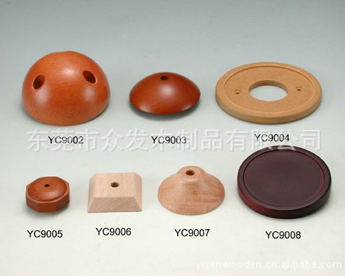 Wooded accessories for wooden toy